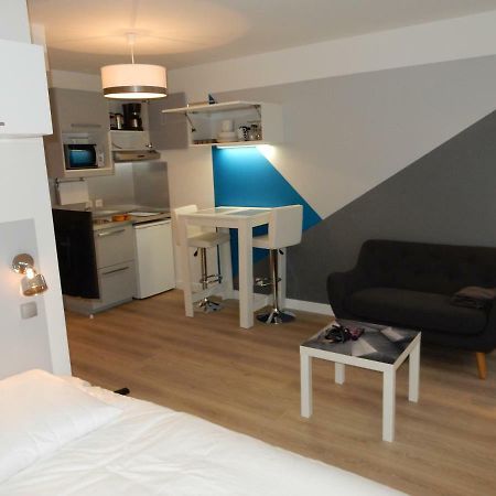 Studio Port Cergy Luaran gambar